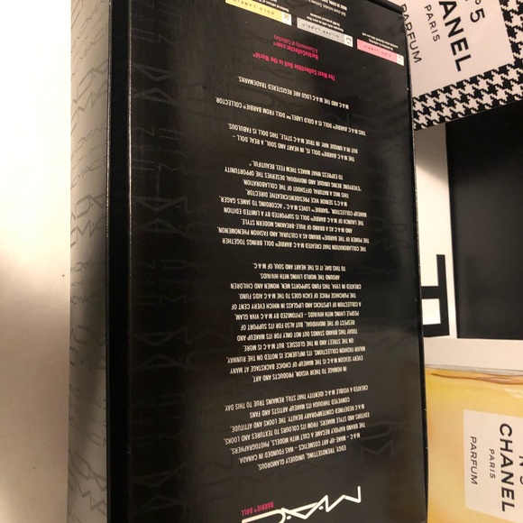 MAC Cosmetics Barbie Doll Gold Label BNIB brand new in box! Mattel - Picture 6 of 8